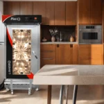 Horno LINHER Plus Mobile en una cocina de hogar